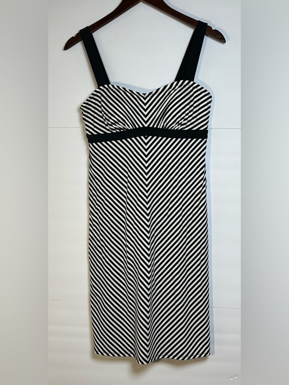 Athleta Pura Swim Dress 34 B/C Black White Striped Classic Swimsuit Summer